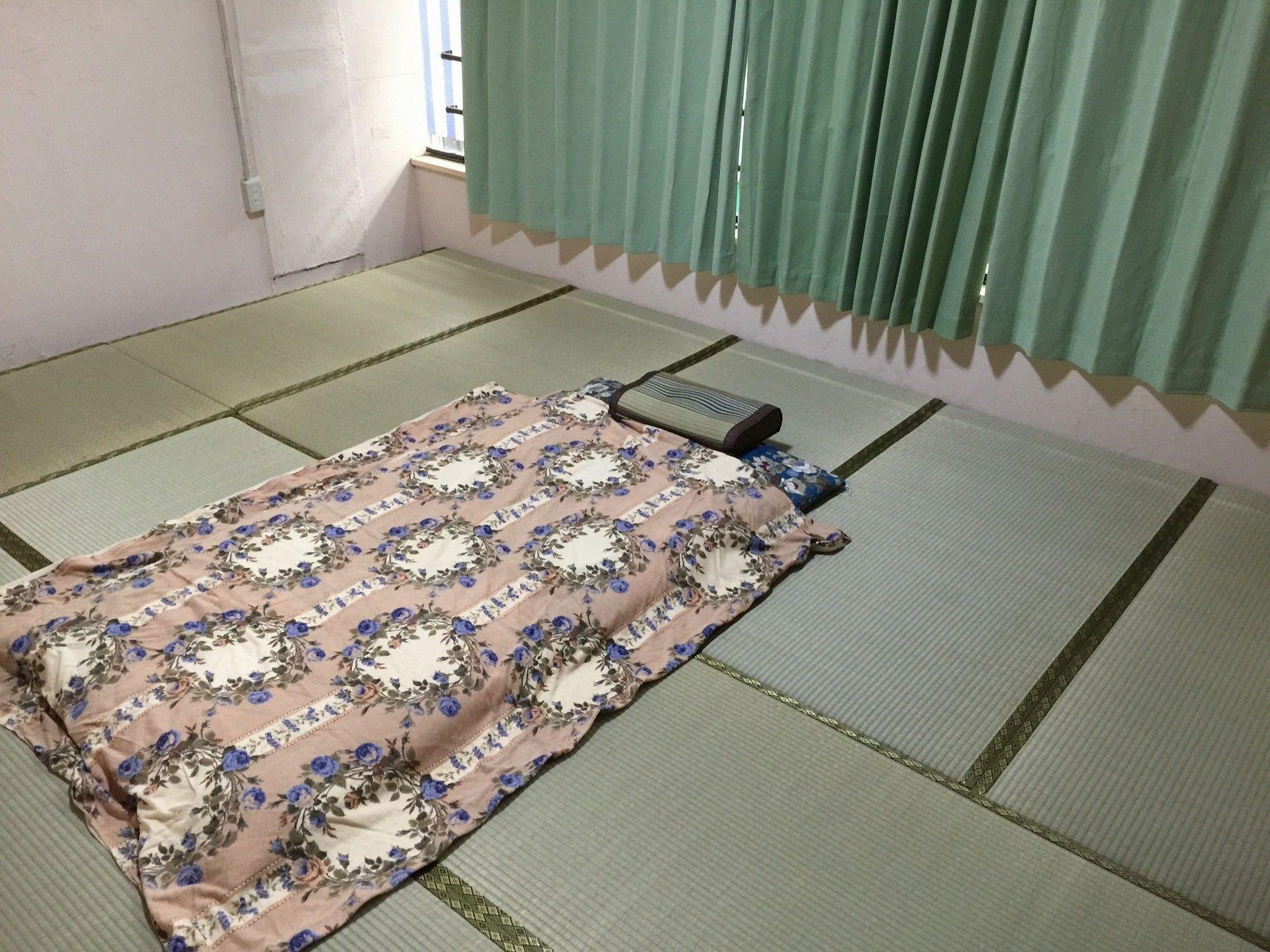 לינה וארוחת בוקר איסה Yumebito House 2 מראה חיצוני תמונה